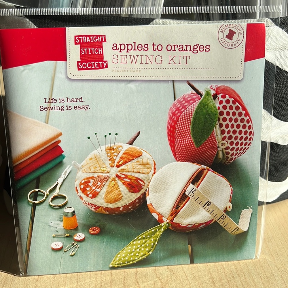 Straight Stitch Society Apples to Oranges Sewing Kit uncut factory fold
